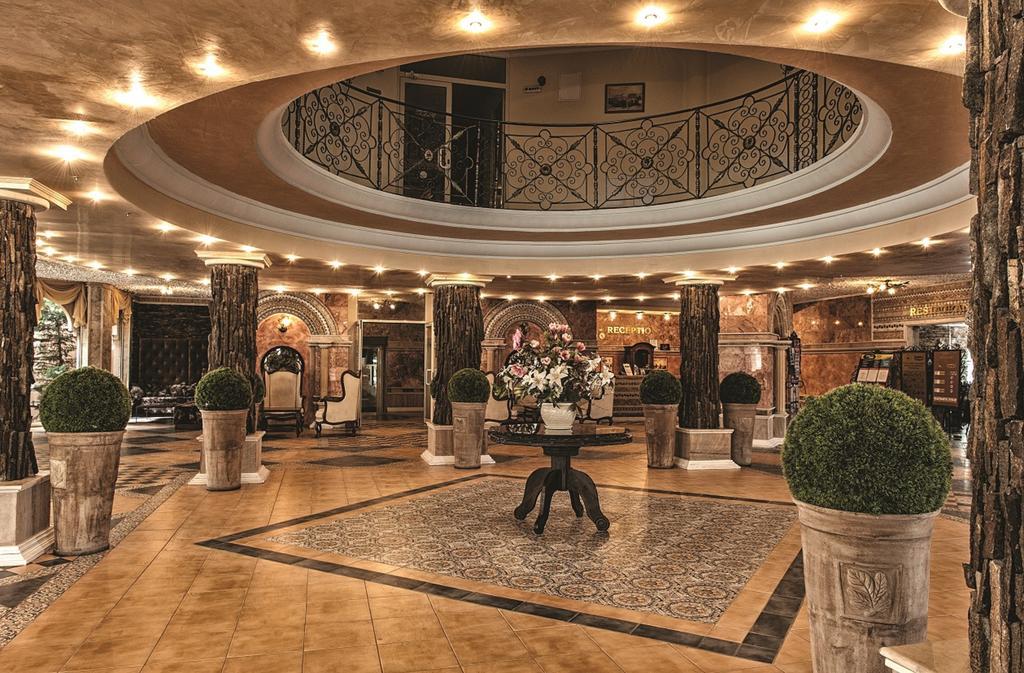 Andalucia Beach Hotel Elenite Ngoại thất bức ảnh