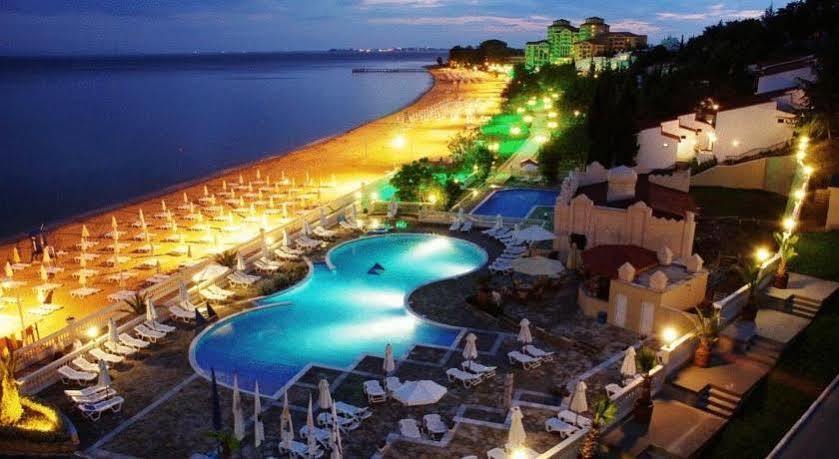 Andalucia Beach Hotel Elenite Ngoại thất bức ảnh