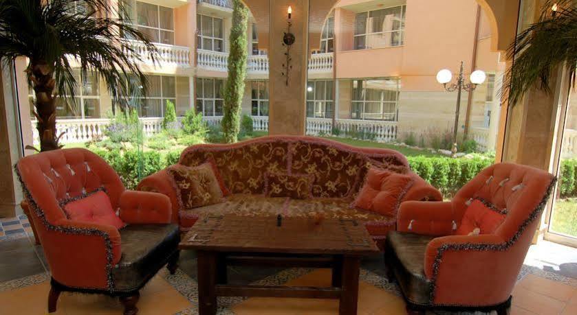 Andalucia Beach Hotel Elenite Ngoại thất bức ảnh